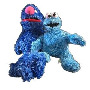 Lot  2 Sesame Street Plush Stuffed Animals Grover Gund & Cookie Monster SeaWorld